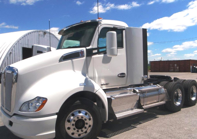 Camion Kenworth T680 usagé Camion Kenworth T680 usagé